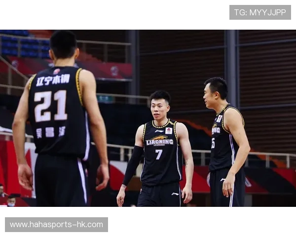 聚焦篮球赛季伤停潮对球队战绩与球员状态的深度影响分析